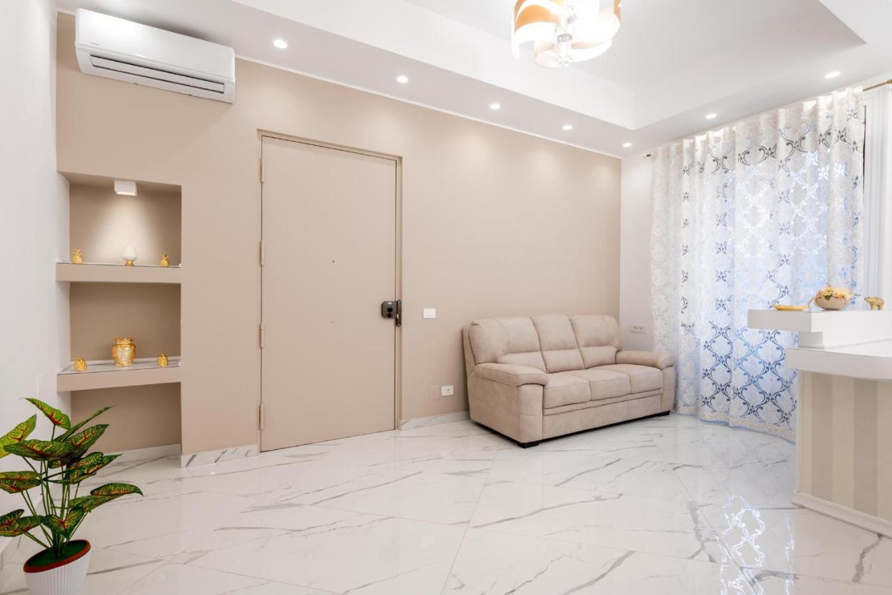 Bed and Breakfast Palazzobellini Катания Экстерьер фото